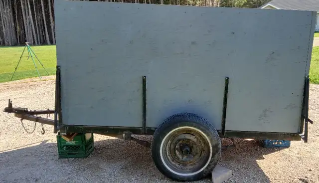 Enclosed Storage/Cargo trailer 4' x 8' dans Remorques utilitaires dans Owen Sound - Image 4