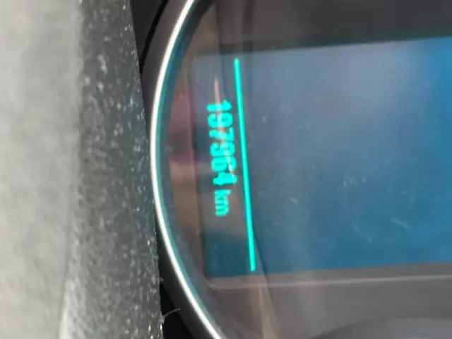 2013 Chevy Cruze in Cars & Trucks in Windsor Region - Image 11