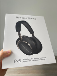 Bowers and Wilkins PX8