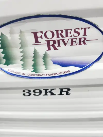 For Sale 2017 Park Model Trailer 39 Ft asking 47,000 4 pullouts Private room with bathroom in the ba...