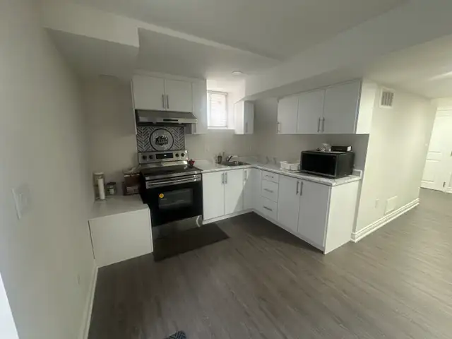 2 bedroom Basement For Rent