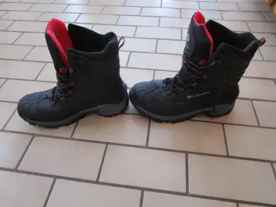 COLUMBIA BUGABOO WINTER BOOTS, View more