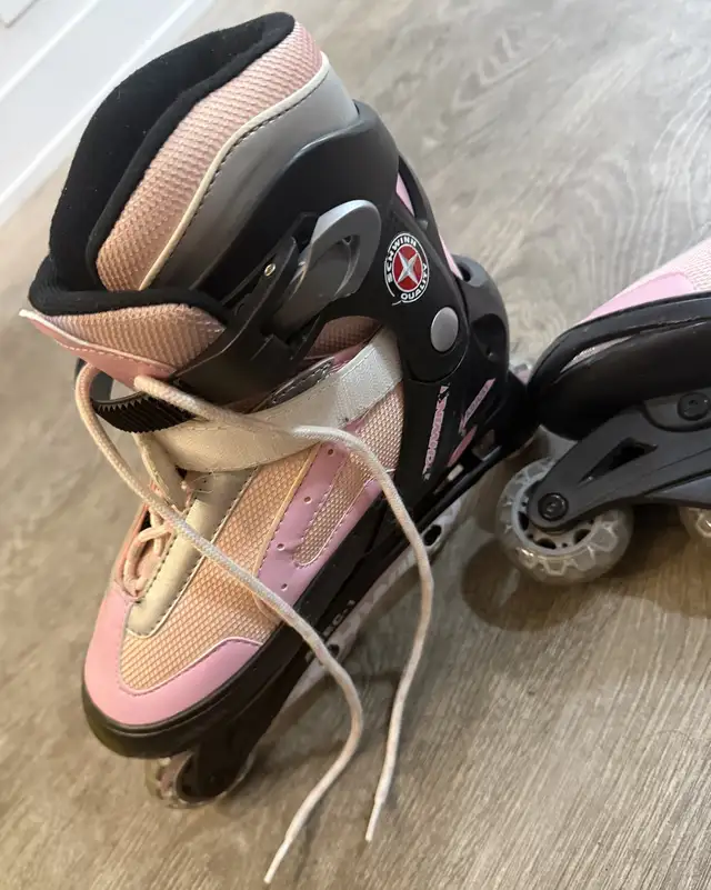 Schwinn ABEC 1 Junior Rec Fitness Skates Pink Adjustable in Skates & Blades in Oshawa / Durham Region - Image 6