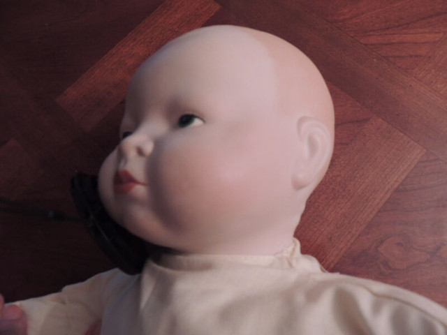 Grace S. Putnam Reproduction Porcelain Baby doll in Toys & Games in Hamilton - Image 3