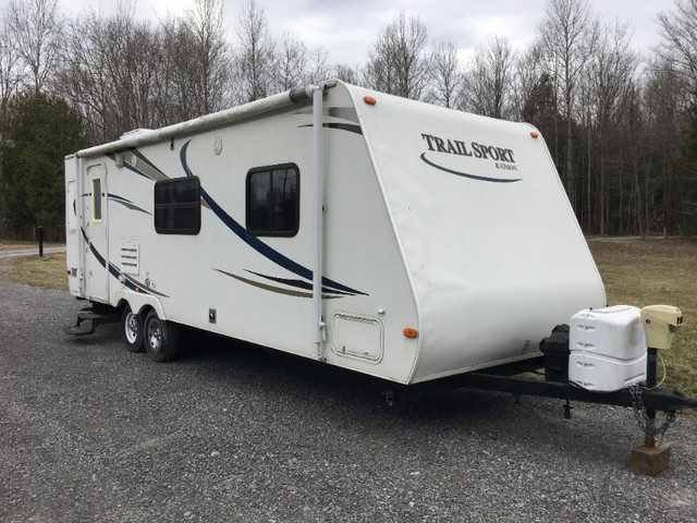 2011 Trail Sport R-Vision 25ft in Travel Trailers & Campers in Trenton - Image 2