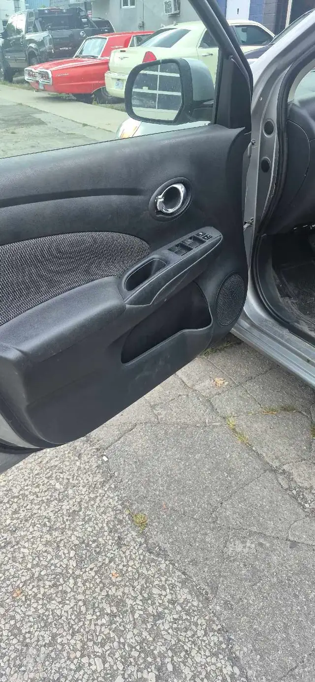 2014 Nissan Versa545693799097323524