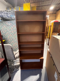 Free delivery used bookshelf 