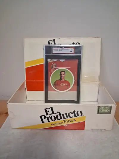 Gordie Howe Cigar Card, View more