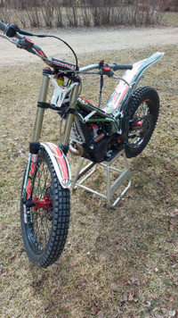 2021 Vertigo 300R3 trials bike 