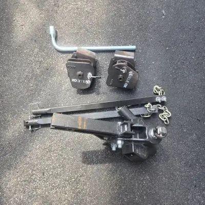 Blue Ox Sway Towing Hitch. Used on Travel Trailer for 2.5 years. No longer needed. Great condition T...