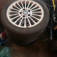 Bmw e46   2 rims with tires