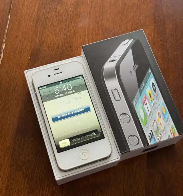 iPhone 4 iOS 4 32GB