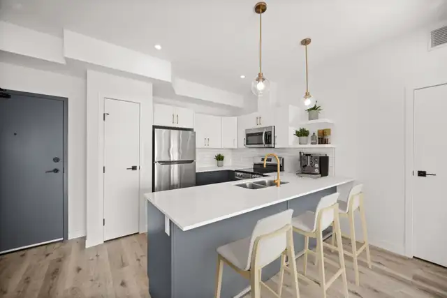 3 Bedroom Apartment! Available For May 1st