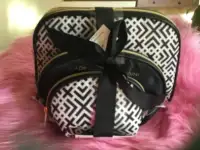 Adrienne Vittadini Cosmetic  Bag Set