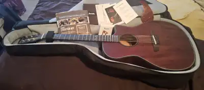 Orangewood Grand Auditorium Cutaway acoustic-electric guitar, View more