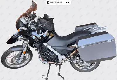 2010 G650GS BMW 25,837km $6,500 Jessie hard shell saddlebags Taller Cee Bailey windshield plus OEM w...