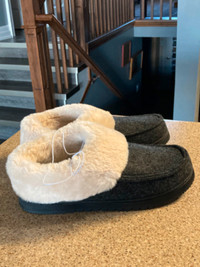 Ladies Dearfoam slippers