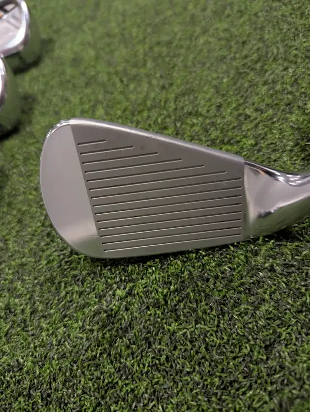 Taylormade RBladez tour Irons 4-PW with KBS Tour Shafts in Golf in Strathcona County - Image 4