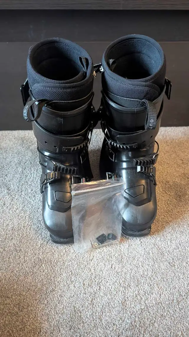 2024 Black Dalbello ski boots. 26.5