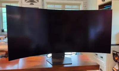 LG UltraGear 45GX950A OLED 45" 5K2K – Comme neuf, View more