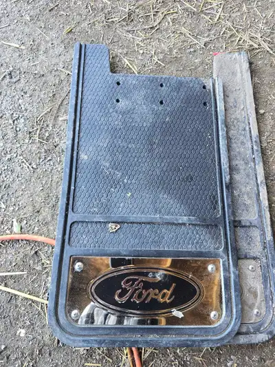 Set of 4 heavy duty mud flaps
