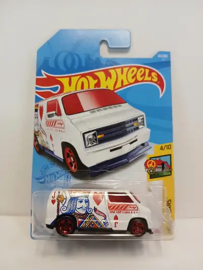 Custom '77 Dodge Van 2021 Hot Wheels Treasure Hunt 1:64 Scale $5