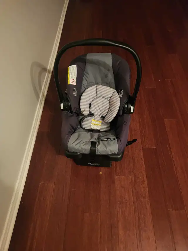 Baby Infant car seat in Strollers, Carriers & Car Seats in Ottawa - Image 3