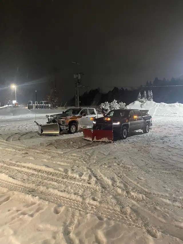 Snow Removal 65561335374338120