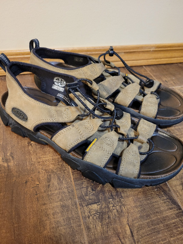 Mens Keen Leather Daytona II Sandal. Like New. Sz 12 in Men's Shoes in Regina - Image 2