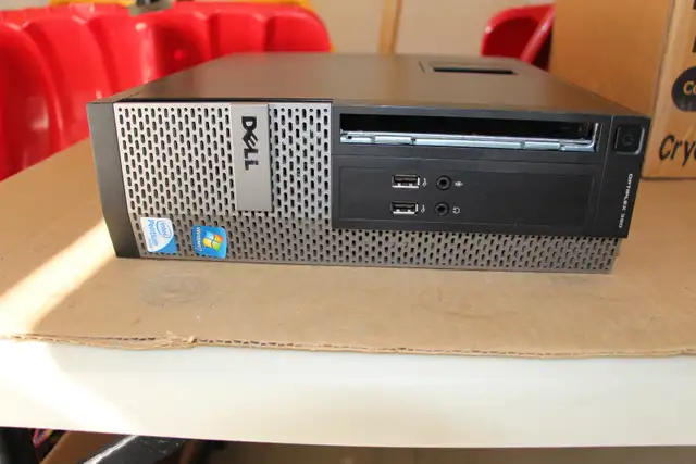 Dell Optiplex 390, Small Form Factor Desktop Computer in Desktop Computers in Edmonton - Image 3