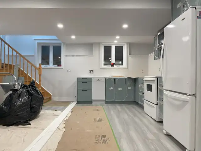 Two bedroom apartment in Westboro triplex, available October 1st63849107344513120