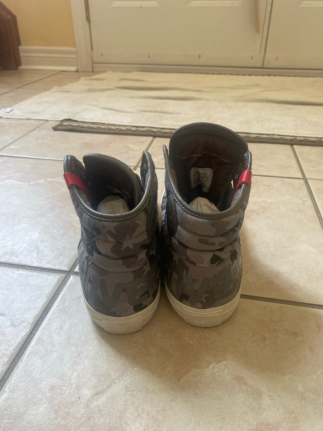 Army Converse Wiz Khalifa Travis Scott in Men's Shoes in Mississauga / Peel Region - Image 3