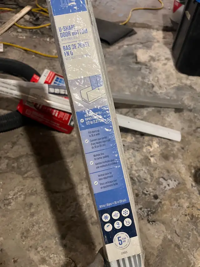 Climaloc Bas de Porte in Windows, Doors & Trim in City of Montréal - Image 3