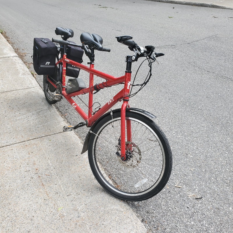 Vélo tandem électrique Electric tandem bike Vélos électriques