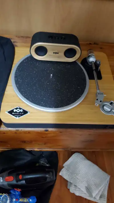 House of Marley Turntable, View more