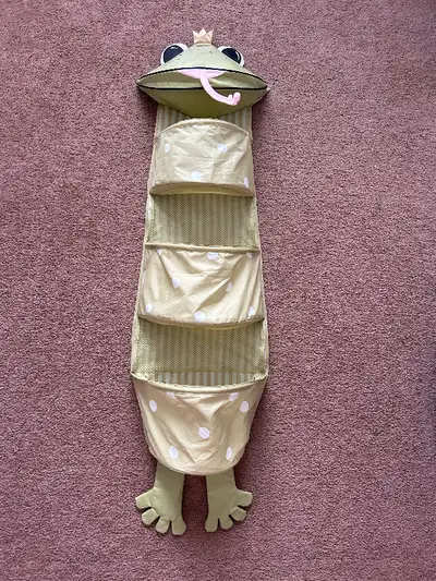 Frog hanging baskets, View more