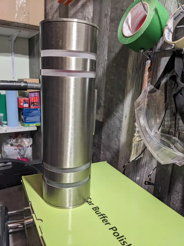 Lampe extérieur in Other in Shawinigan - Image 2