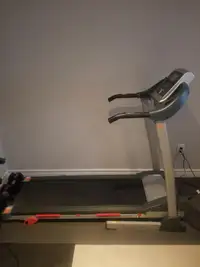 Sunny Health and Fitness SF-T4400 treadmill