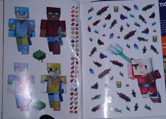 Minecraft Official Aquatic Adventure Sticker Book & Handwriting in Children & Young Adult in London - Image 4