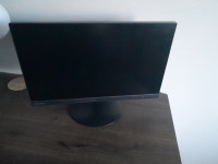 Barely used 21.5-inch LED Monitor + 300 FHD WebCam