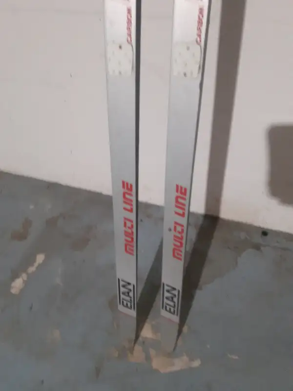 ELAN X COUNTRY SKIS 200CM in Ski in Gatineau - Image 3