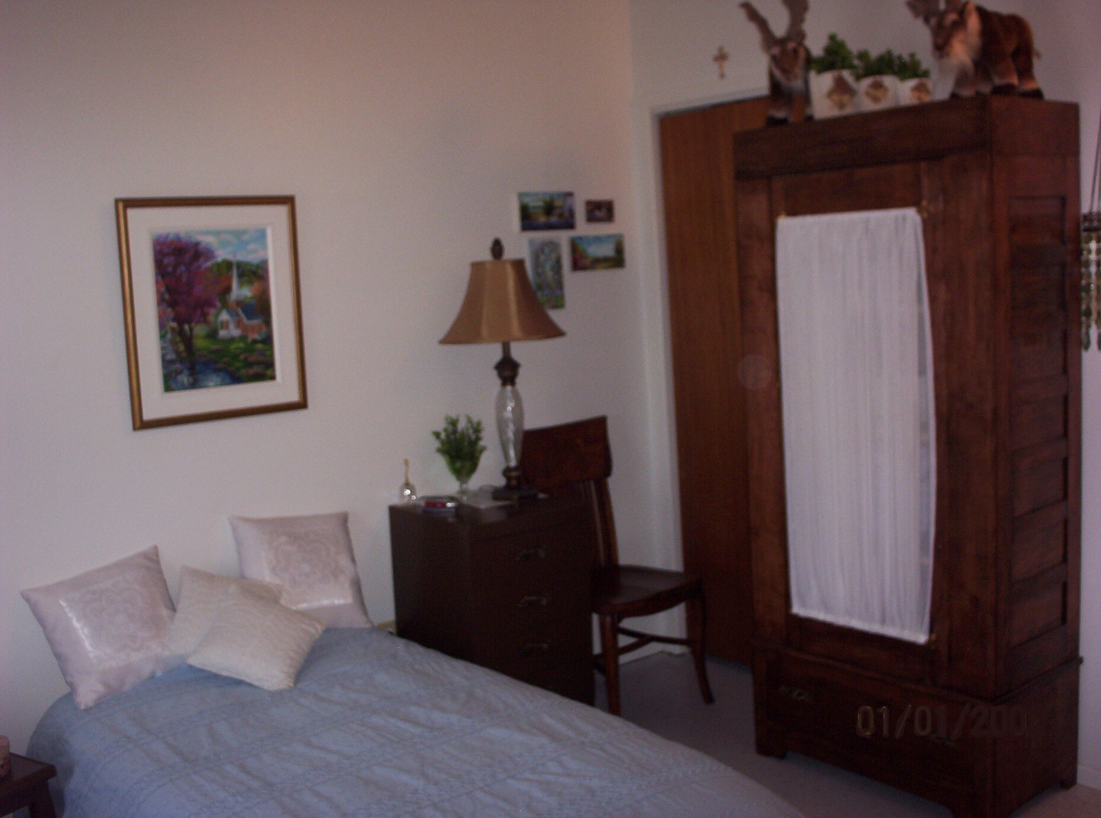 APPARTEMENT  STUDIO  1 ½  IMMEUBLE TRANQUILLE — photo 2