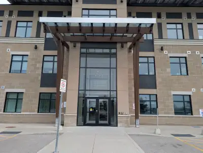 Move-in ready office in a new, modern building, ideal for professionals seeking privacy and a profes...