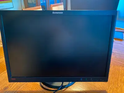 ECRAN ORDI LENOVO 19 POUCES, View more