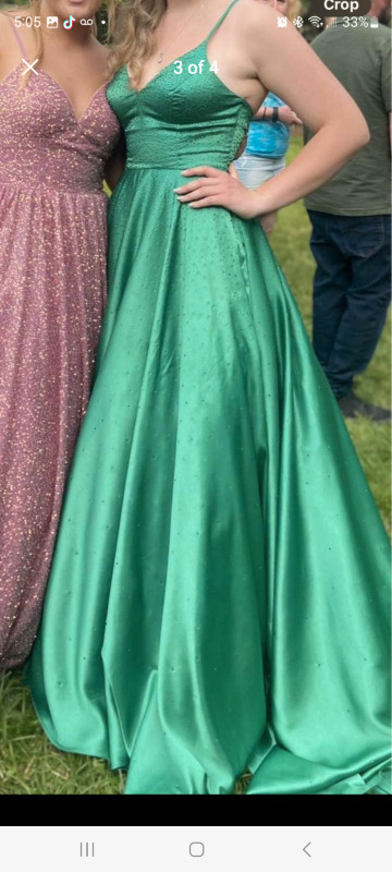 Gorgeous emerald green prom gown in Women's - Dresses & Skirts in Truro