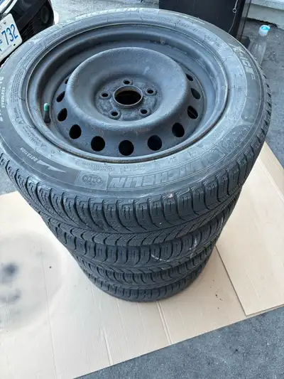 Nice set of 4 on 4 winter rims included Quick pick up Stittsville