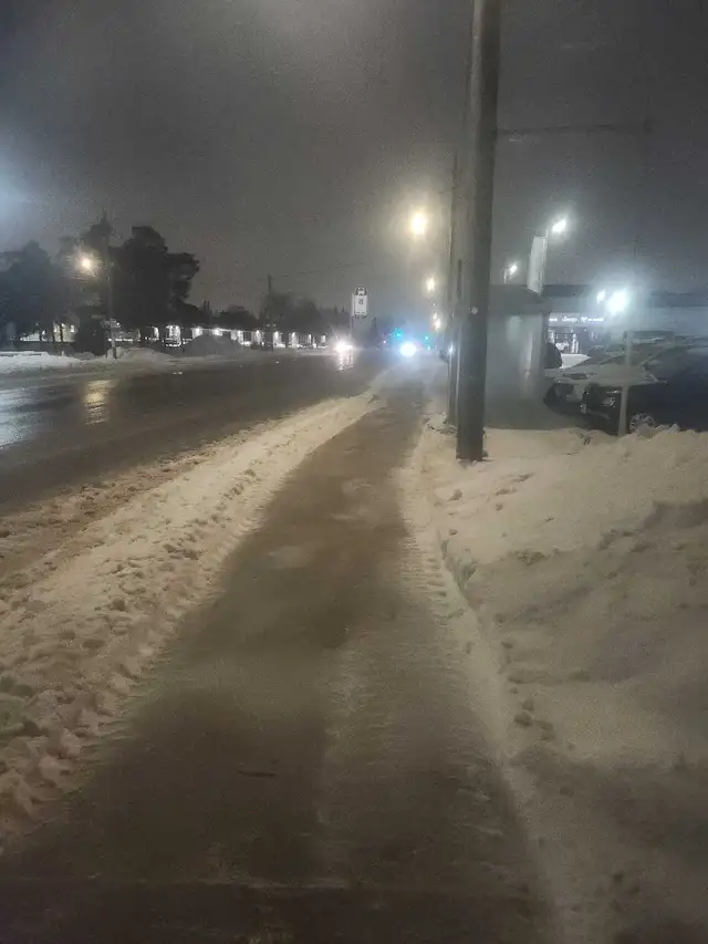 Residential Snow Removal in Snow Removal & Property Maintenance in Kitchener / Waterloo - Image 4