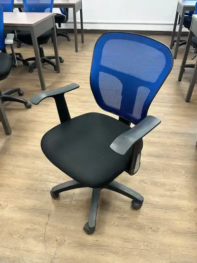 OFFICE & CLASSROOM FURNITURE LIQUIDATION SALE – COLLEGE CAMPU, View more