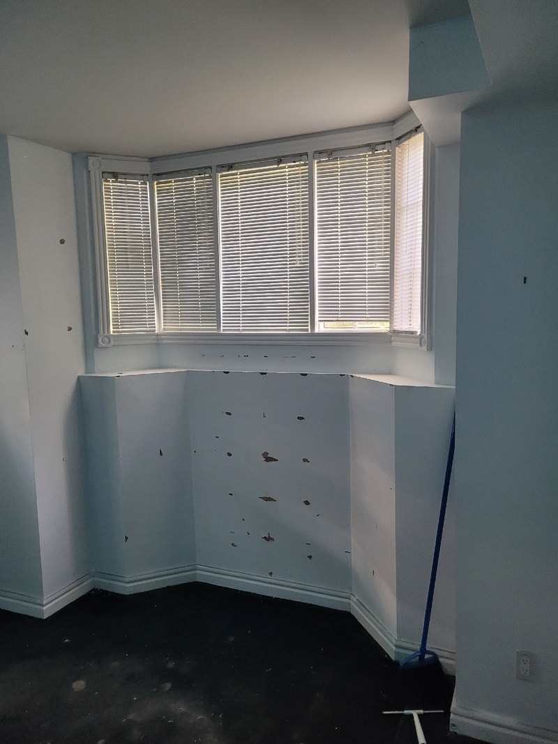 Room for rent Room Rentals & Roommates Mississauga / Peel Region