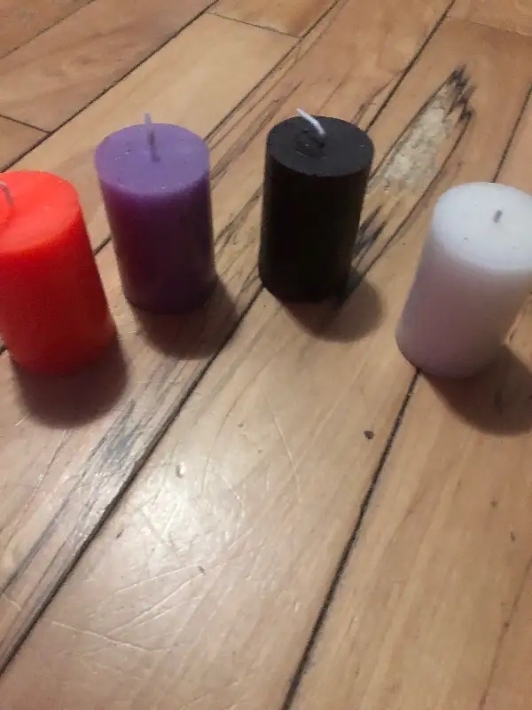 Bees wax candle64840229894403121